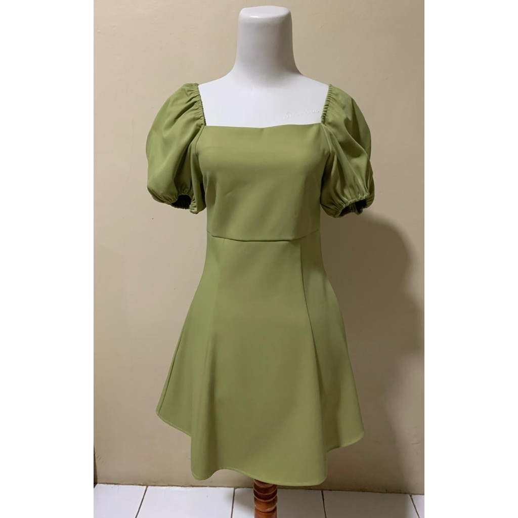 Dress Wanita Size S (Bekas Pakai Pribadi)
