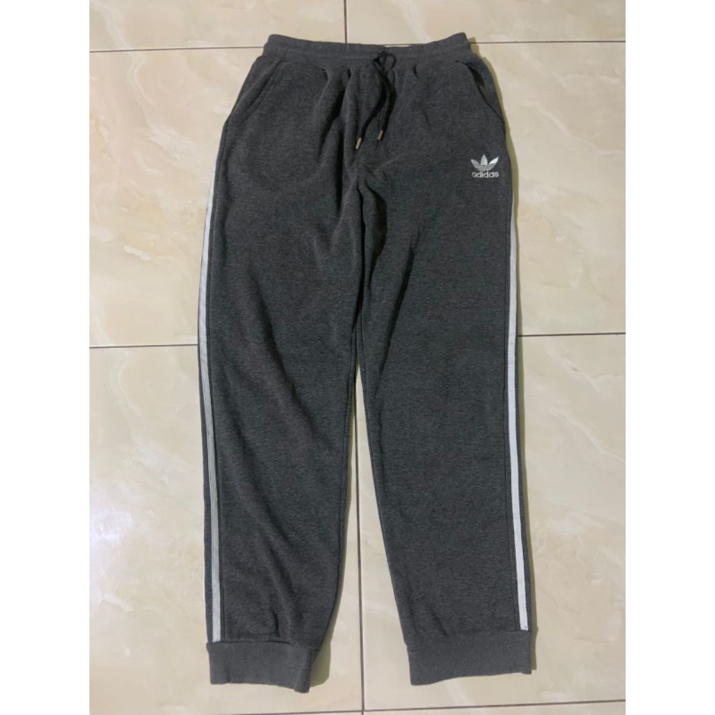 CELANA JOGGER ADDAS SECOND/JOGGER BEKAS/JOGGER LELONG