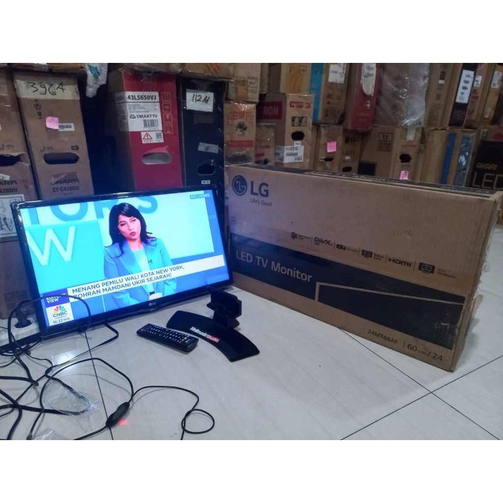 Free STB TV LED LG 24IN Monitor HD Analog TV Kondisi bekas pemakaian masih segel siap pakai 5573F