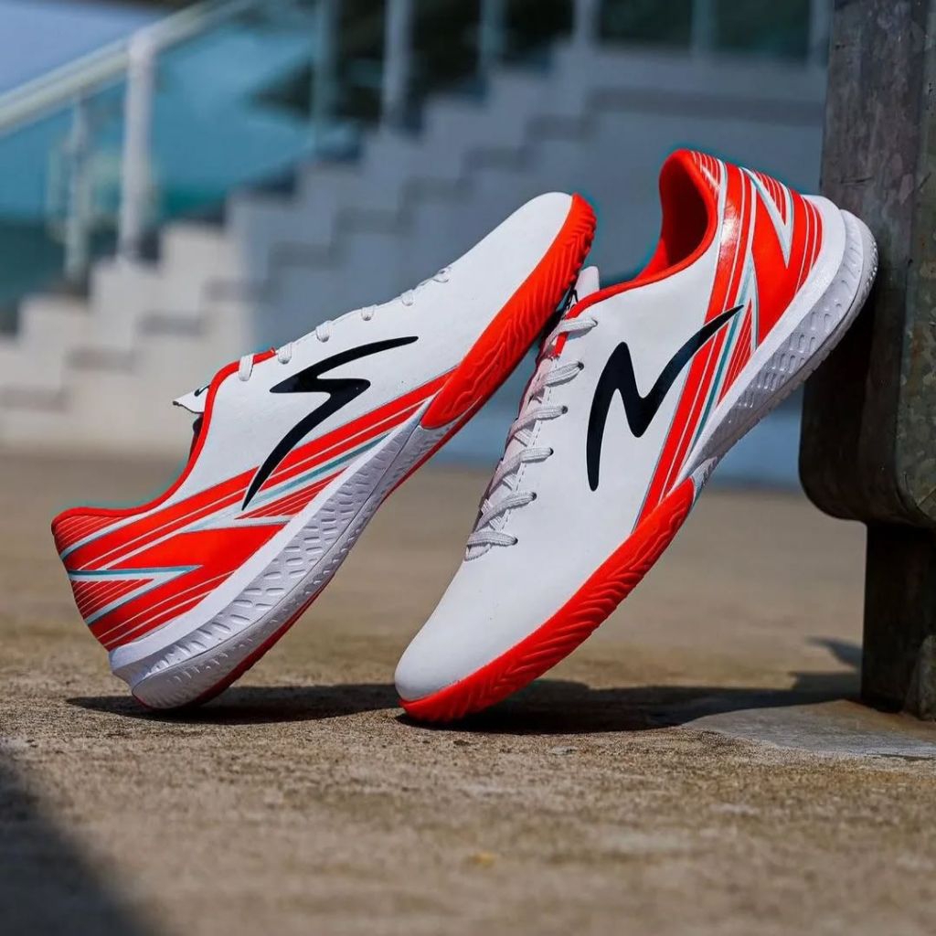 Sepatu Futsal Specs Lightspeed 20 FWD IN