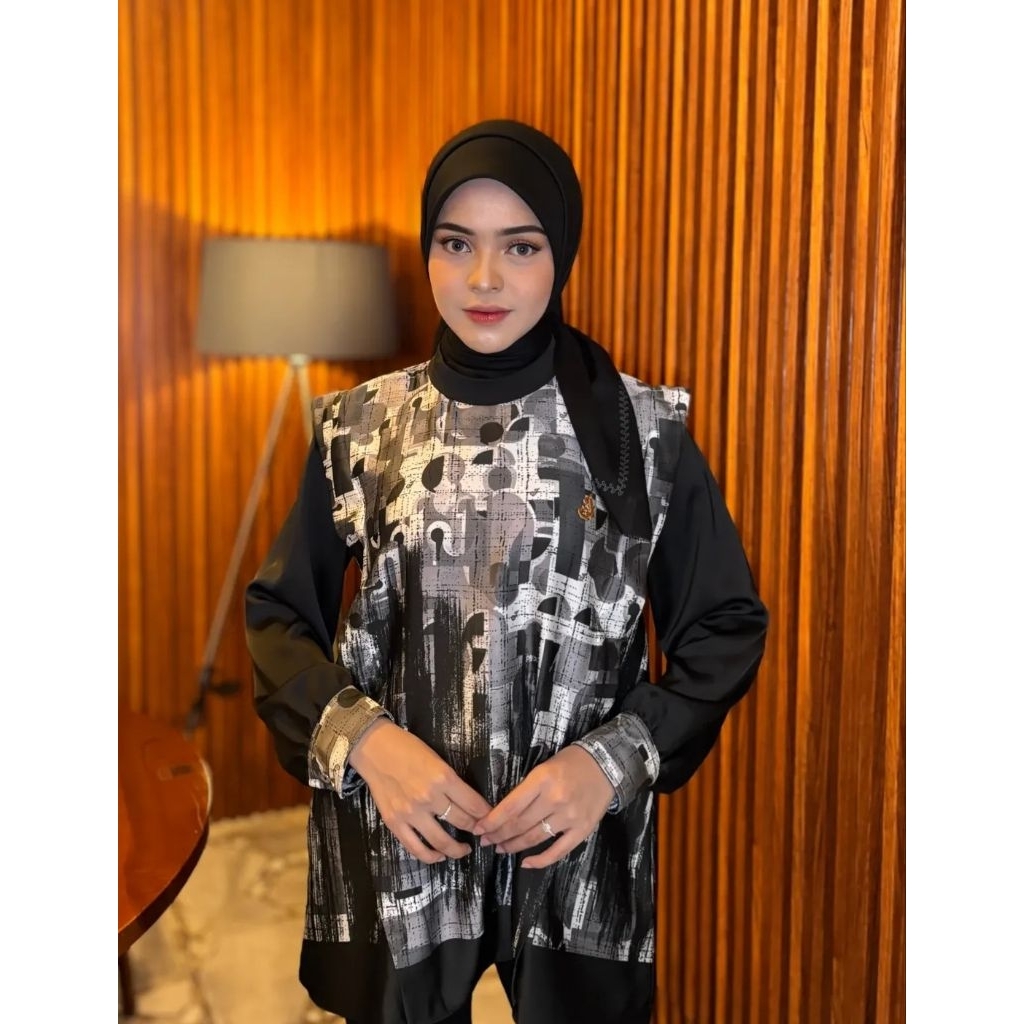 Jingga Scarves Laurance