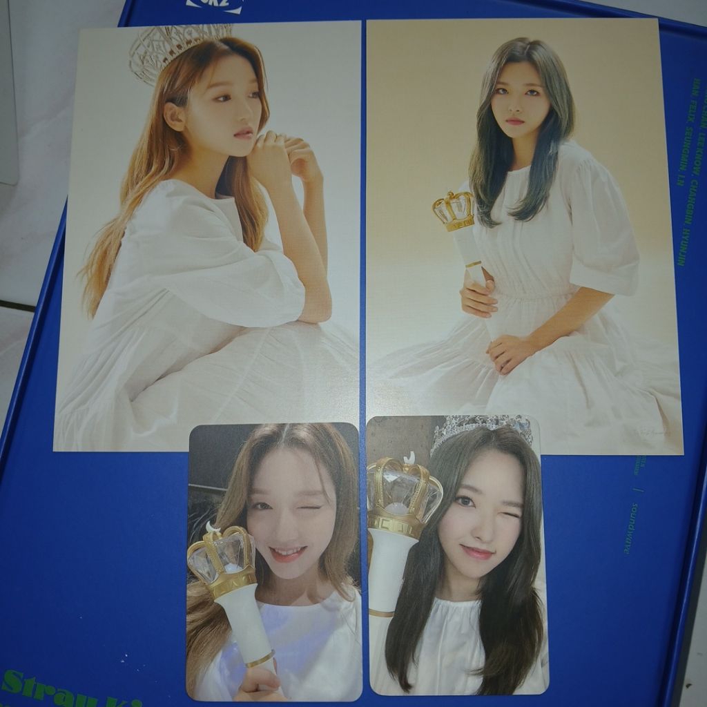 [LOONA] Sharing Photocard Postcard Lighstick Olivia Hye Gowon