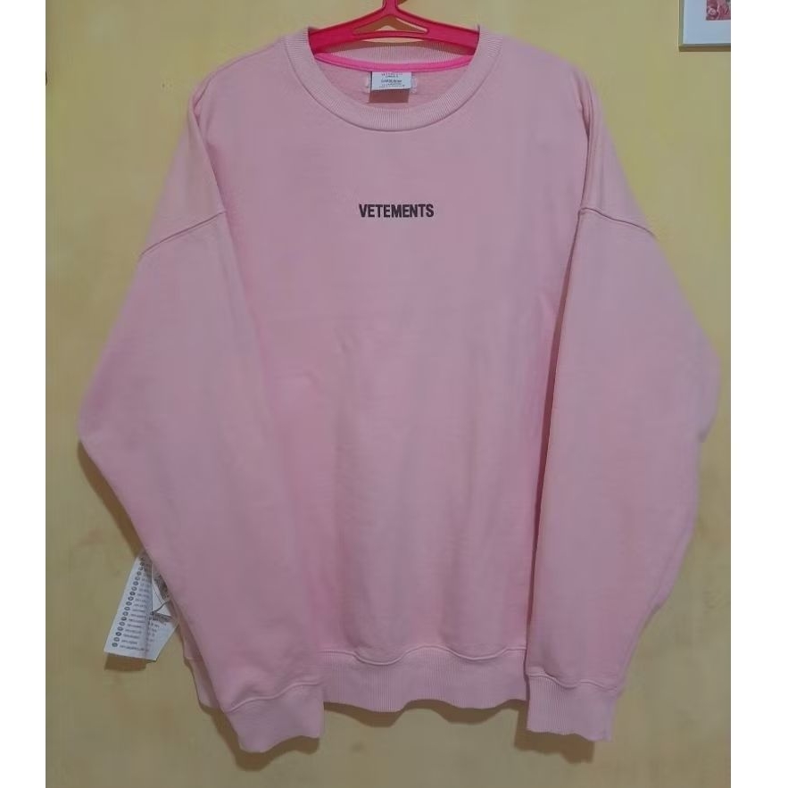 VETEMENTS Crewneck Big Size