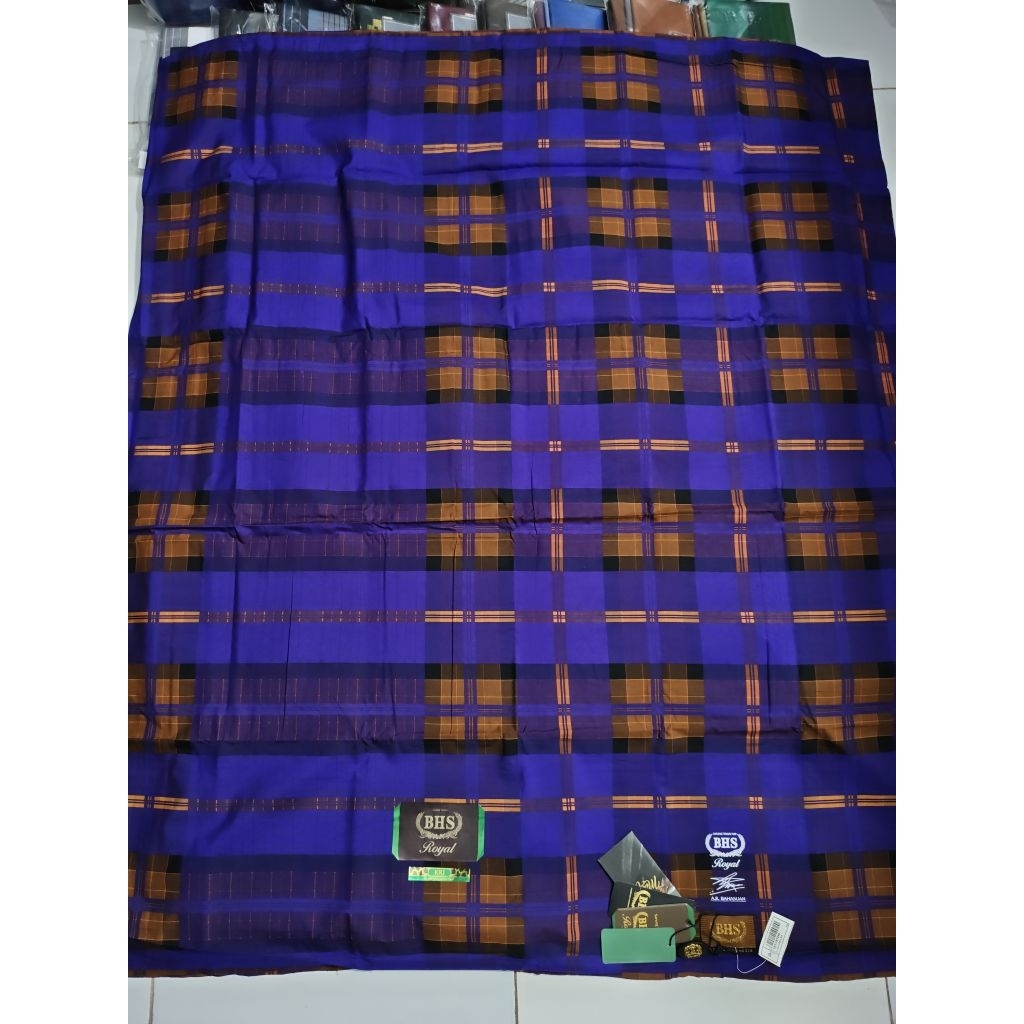 Sarung BHS Royal Sutra Spunsilk Motif KRJ Kombinasi Kotak Raja