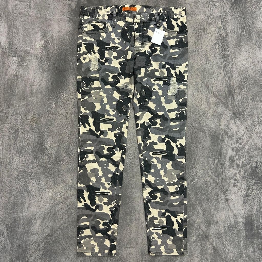 longpants branded second (size 30) (1969)