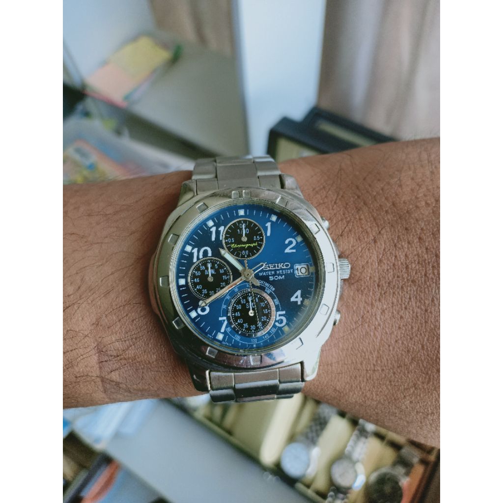 Jam tangan Pria Men SEIKO V657-9010 Chronograph Analog Quartz