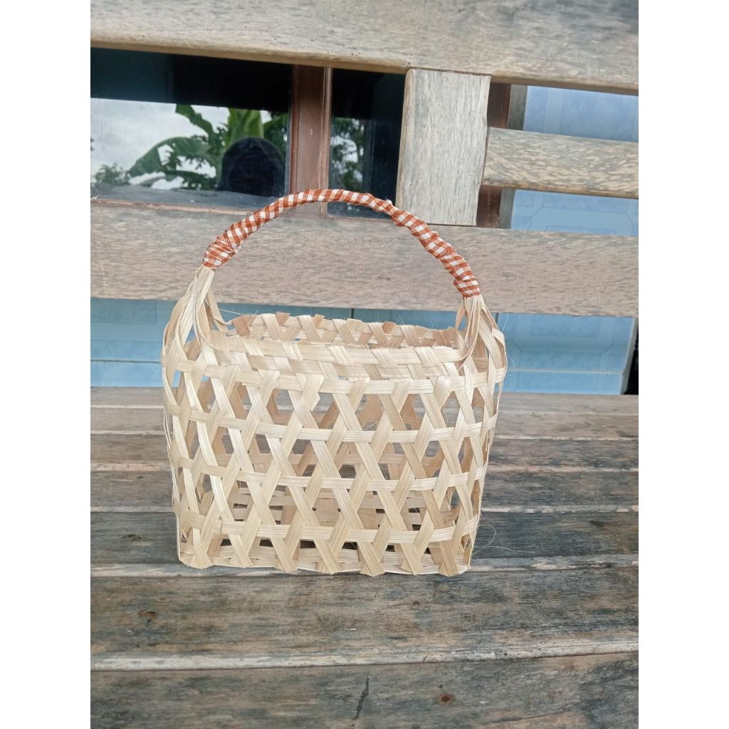 Tas bambu wadah souvenir cantik