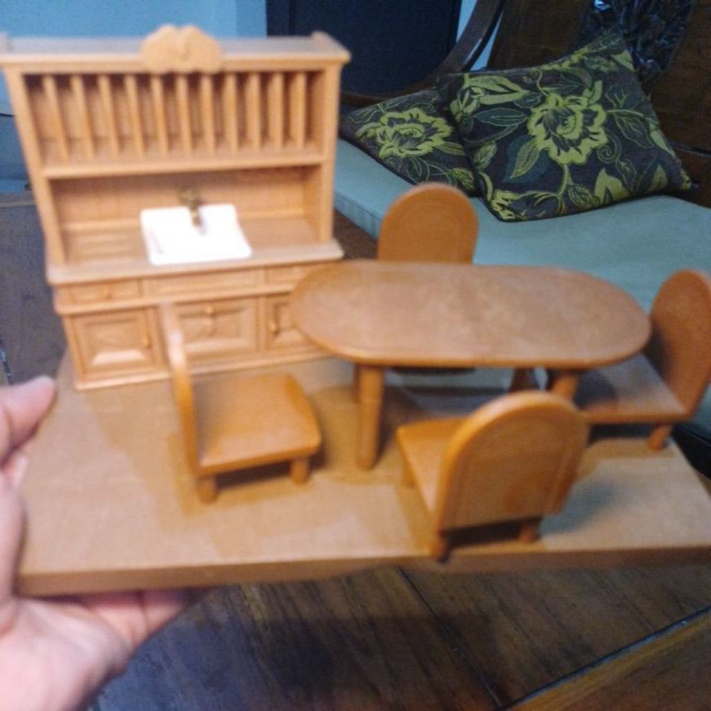 Sylvanian Families vintage dinning table