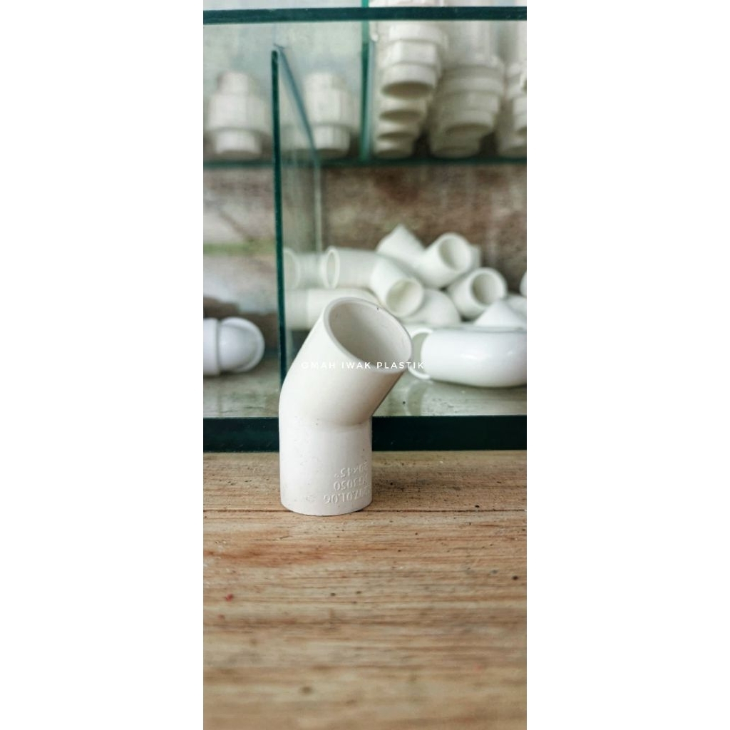 ELBOW KNEE 45 PUTIH . SAMBUNGAN PIPA