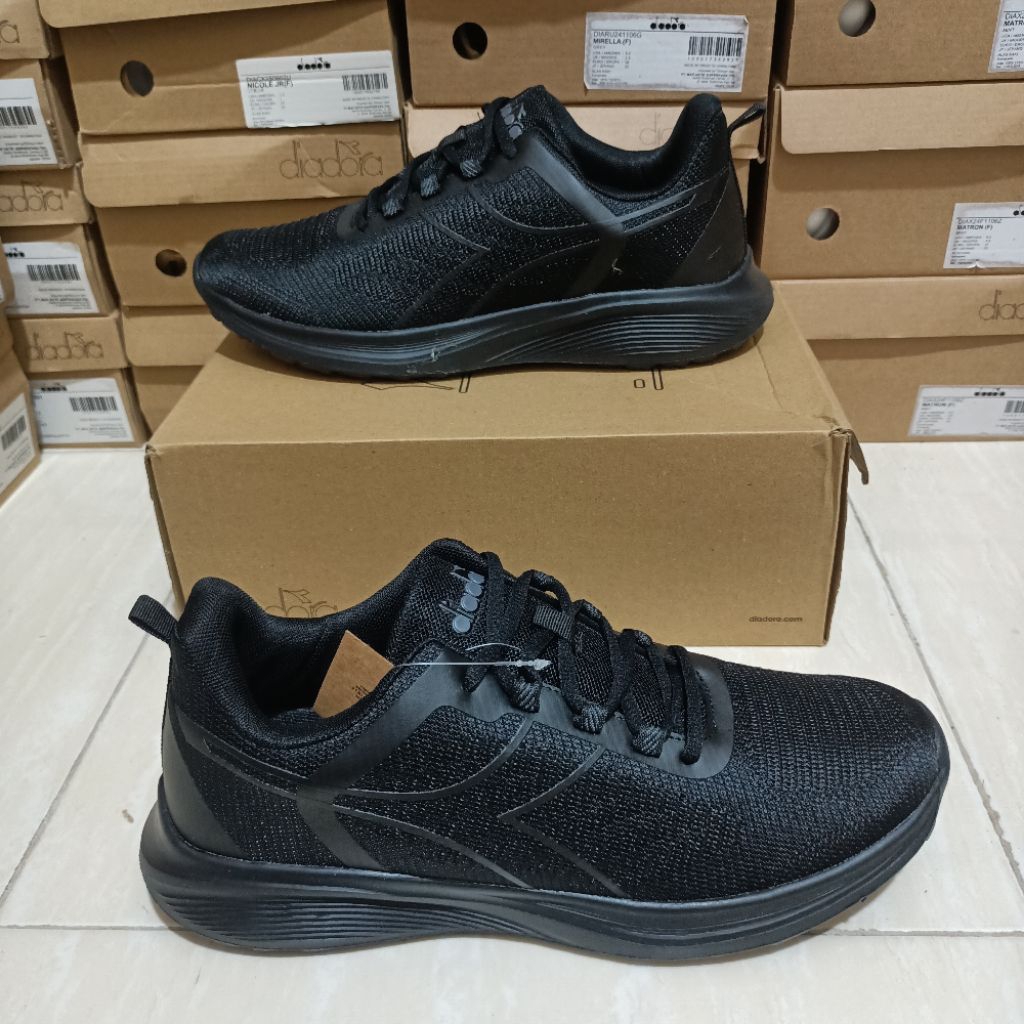 Diadora Malino full black ( Size :  44   )