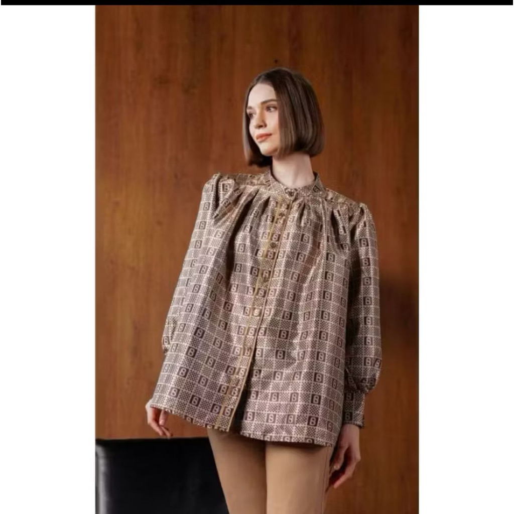 PRELOVED Plaid Jacquard Pleated Shirt Bronze Size L LD 112cm-150cm Rp. 1.109.000