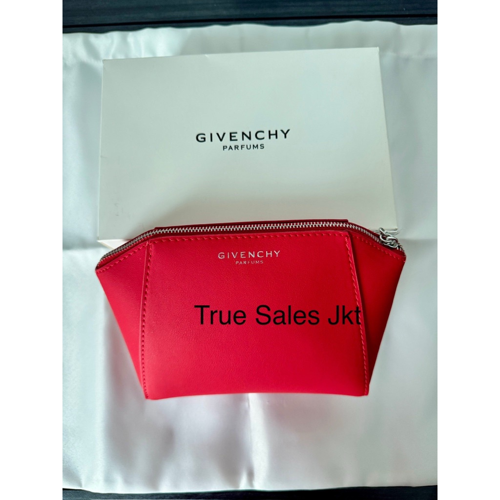 Givenchy The Iconic Red Pouch lengkap dengan box