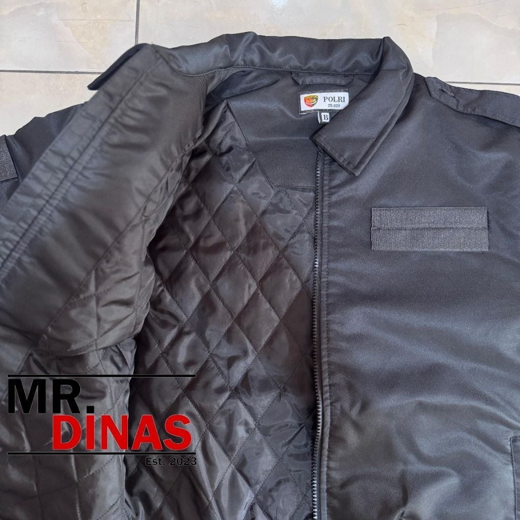 JAKET HITAM JATAH POLRI 2025