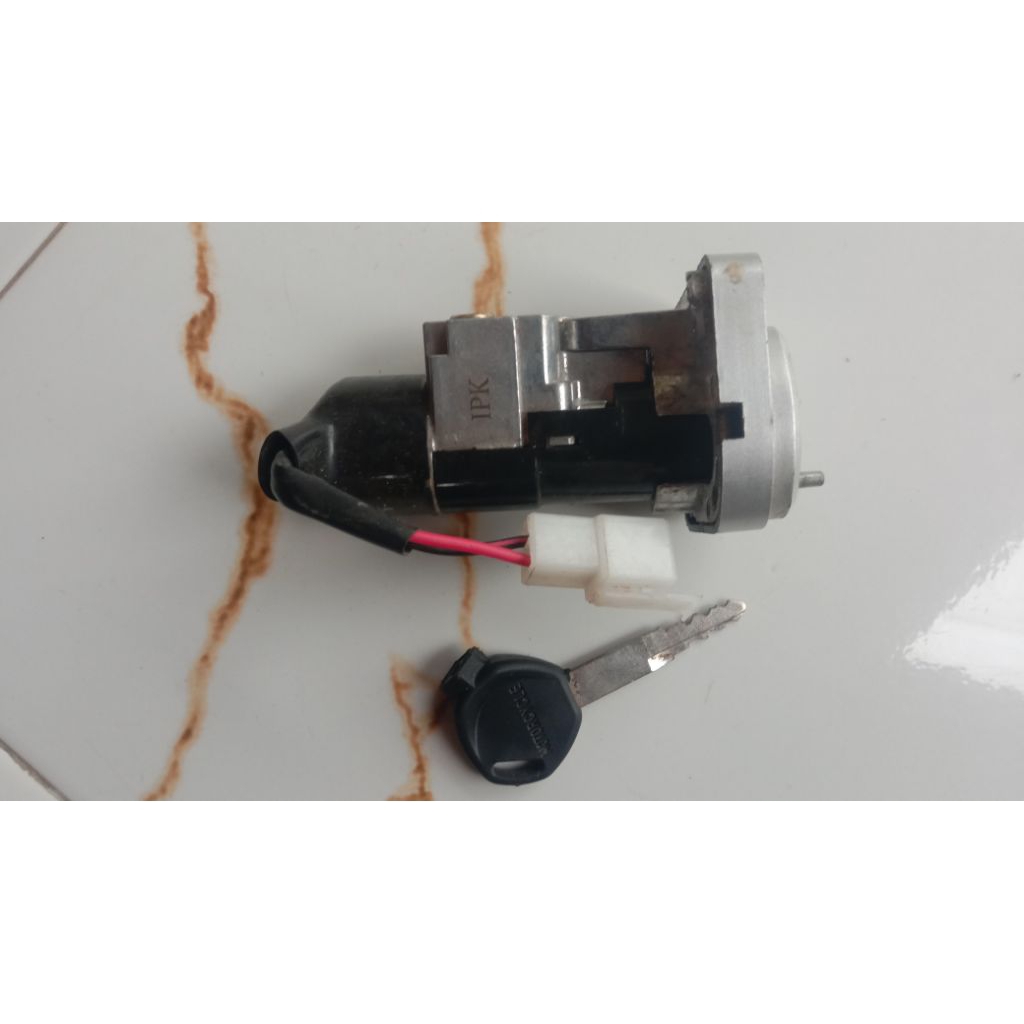 kunci motor Revo absolute kunci kontak Revo absolute bonggol kunci Revo absolute Revo fit Revo r