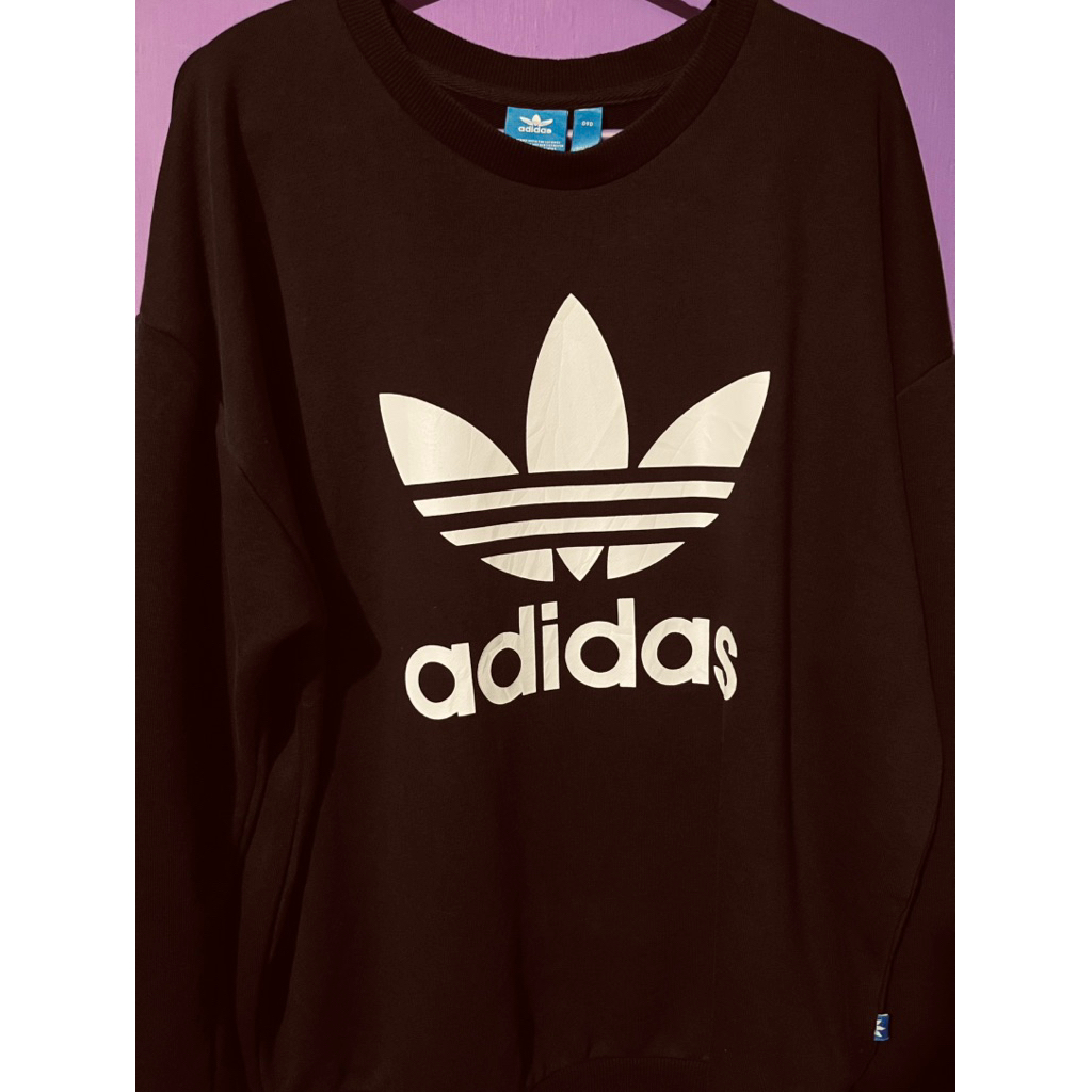 CN ( sweater ) adidas big logo made in cambodia
