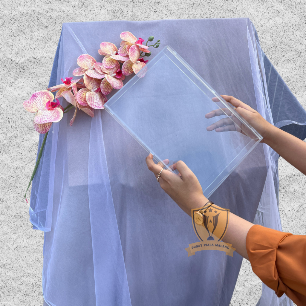 25X30 25X35 30x30 35x35 30X40 BINGKAI BOX FULL ACRYLIC AKRILIK PIGURA MAHAR FRAME MAHAR GIFT FIGURA 