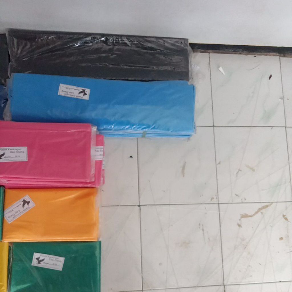 PLASTIK LAYANGAN CAP ELANG ASLI TEBAL