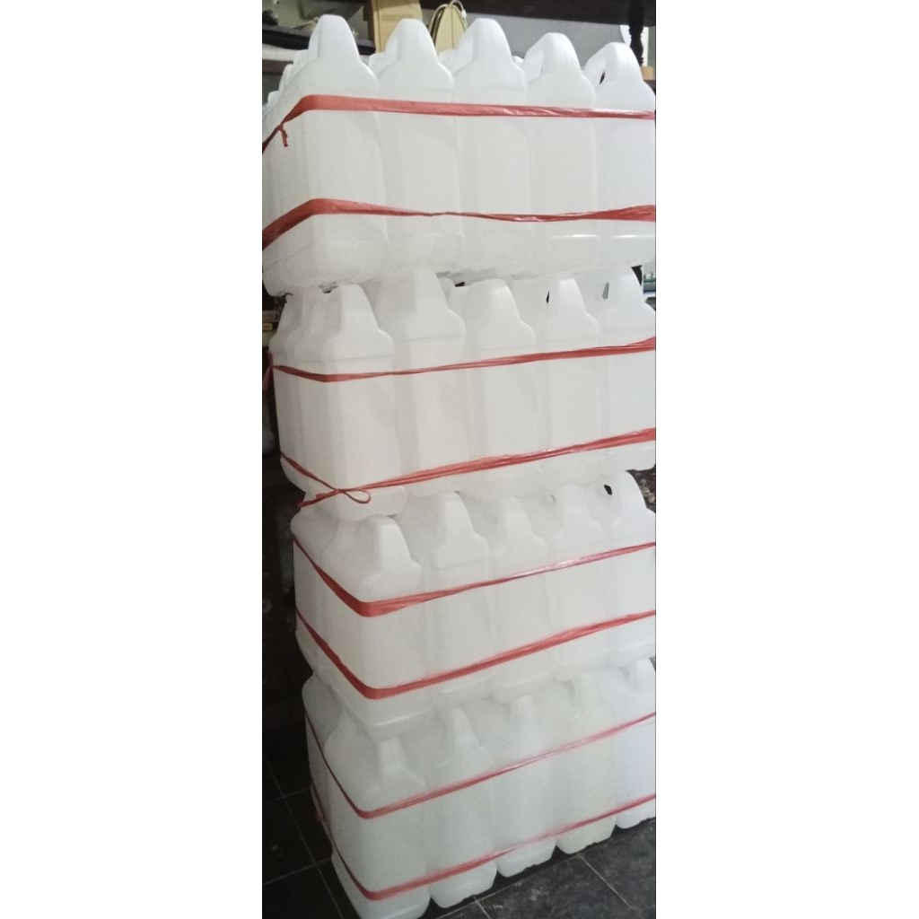 Jerigen 5 liter bekas sudah bersih