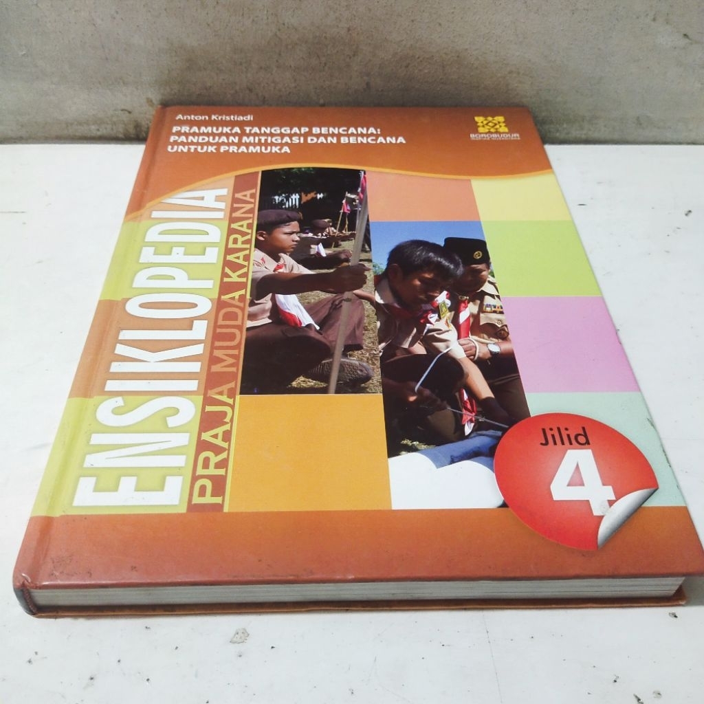 Buku Obral Super Murah - Buku Ensiklopedia Praja Muda Karana Jilid 4