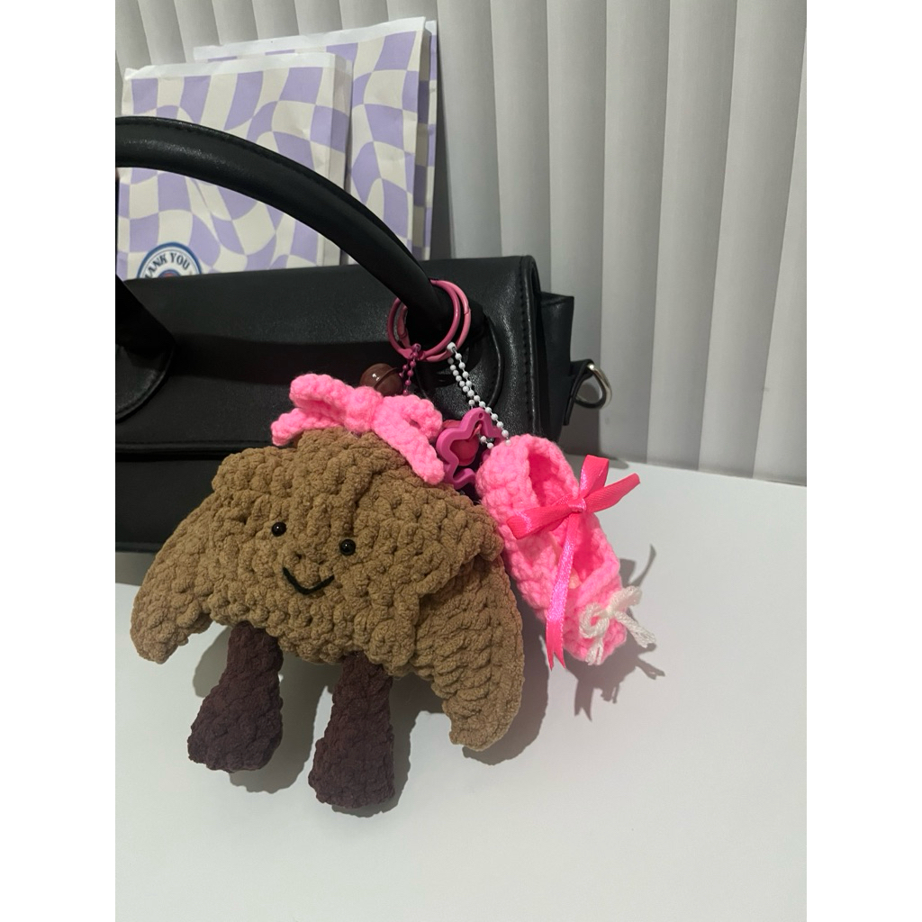 Amigurumi Croissant | Boneka Rajut Croissant