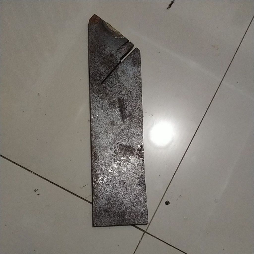 gergaji baru/somel batu panjang 14cm lebar 5cm