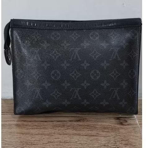 Clutch Louis Vuitton (second)