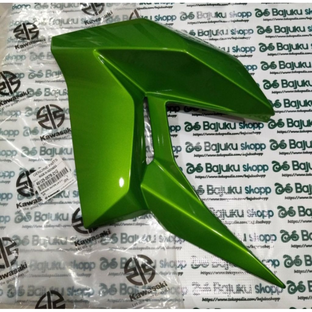 SHROUD OUTER LH SAYAP TANGKI SAYAP TENGKI KIRI Z250SL Z250SL HIJAU METALIK