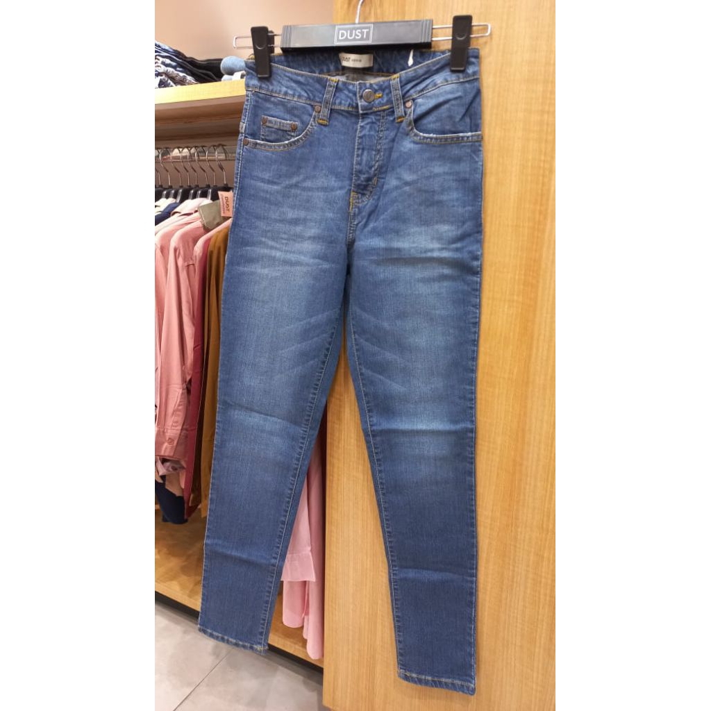 jeans DUST
