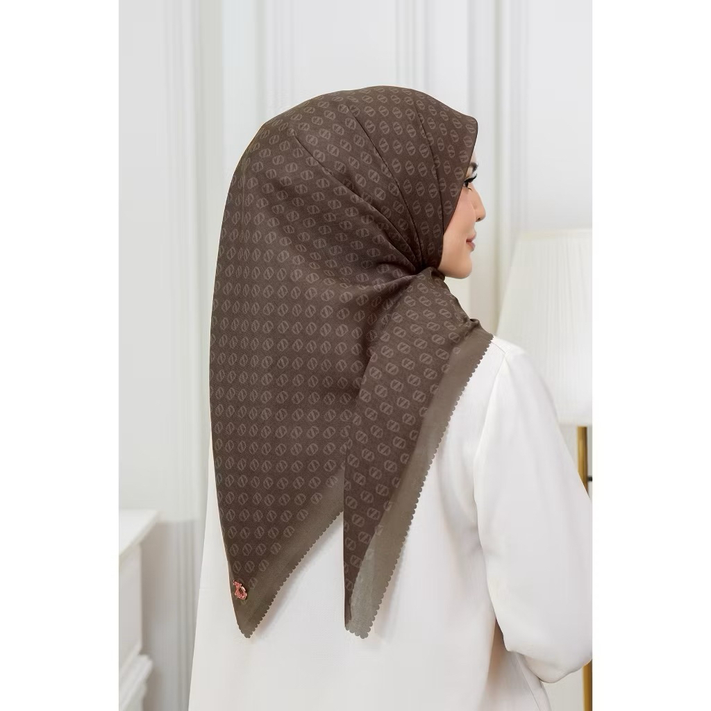 Zyta Delia - Scraves Zinitial - Scraf Zinitial Zytadelia Cacao