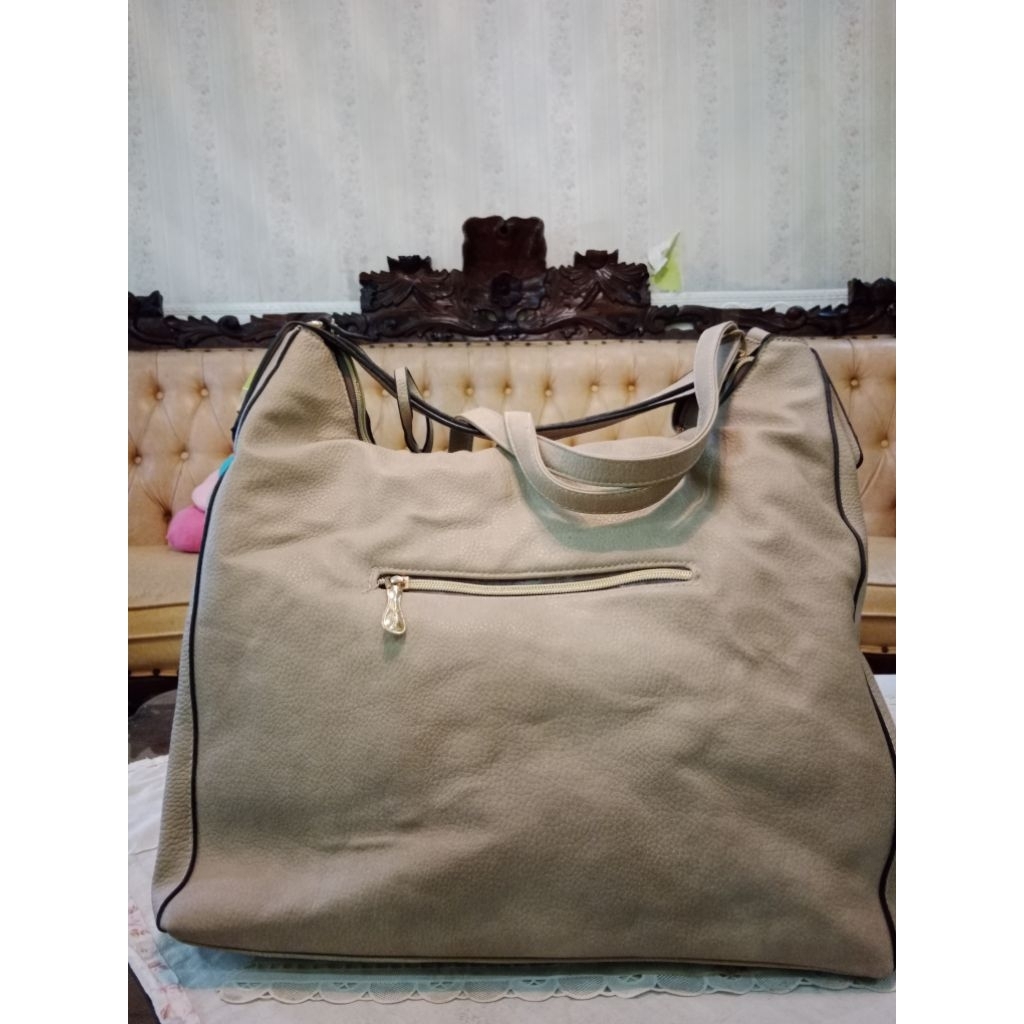 Tas jinjing wanita merk Bellezza Tas selempang