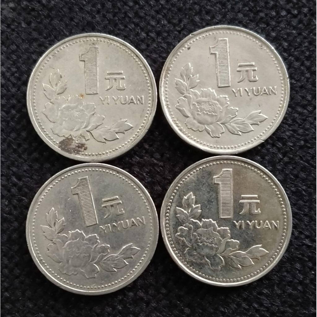 Koin Kuno China 1 Yuan lama set 4 keping berbeda tahun