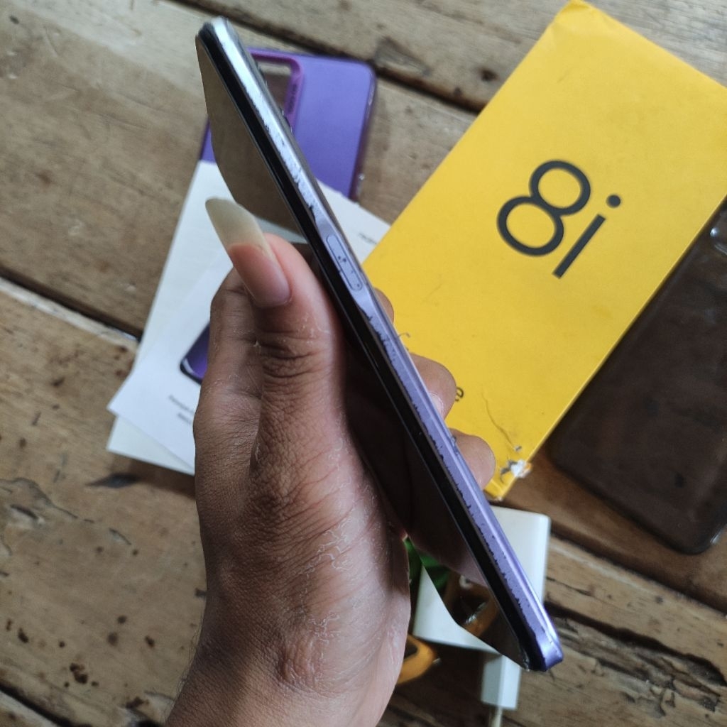 realme 8i ram 6+6 internal 128