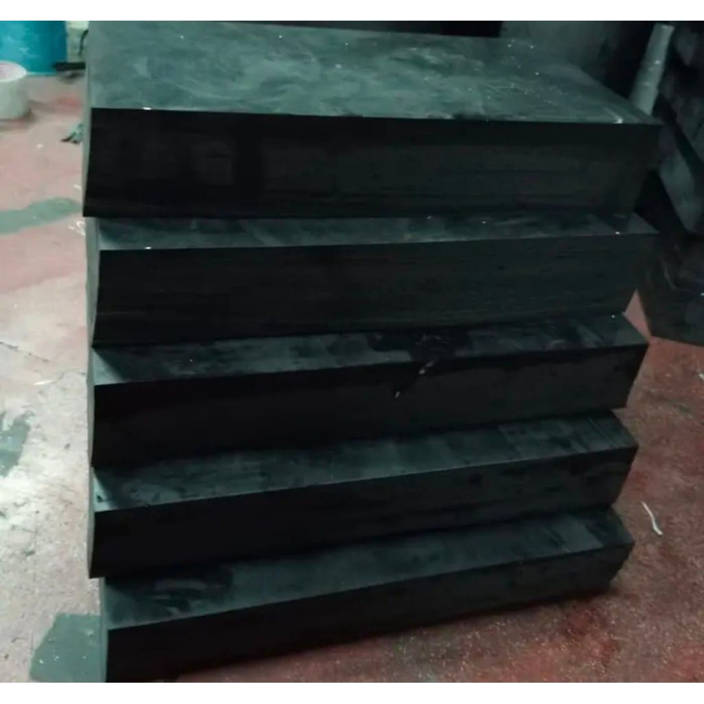 karet padat / karet bantalan tebal 50mm 10cm x 50cm