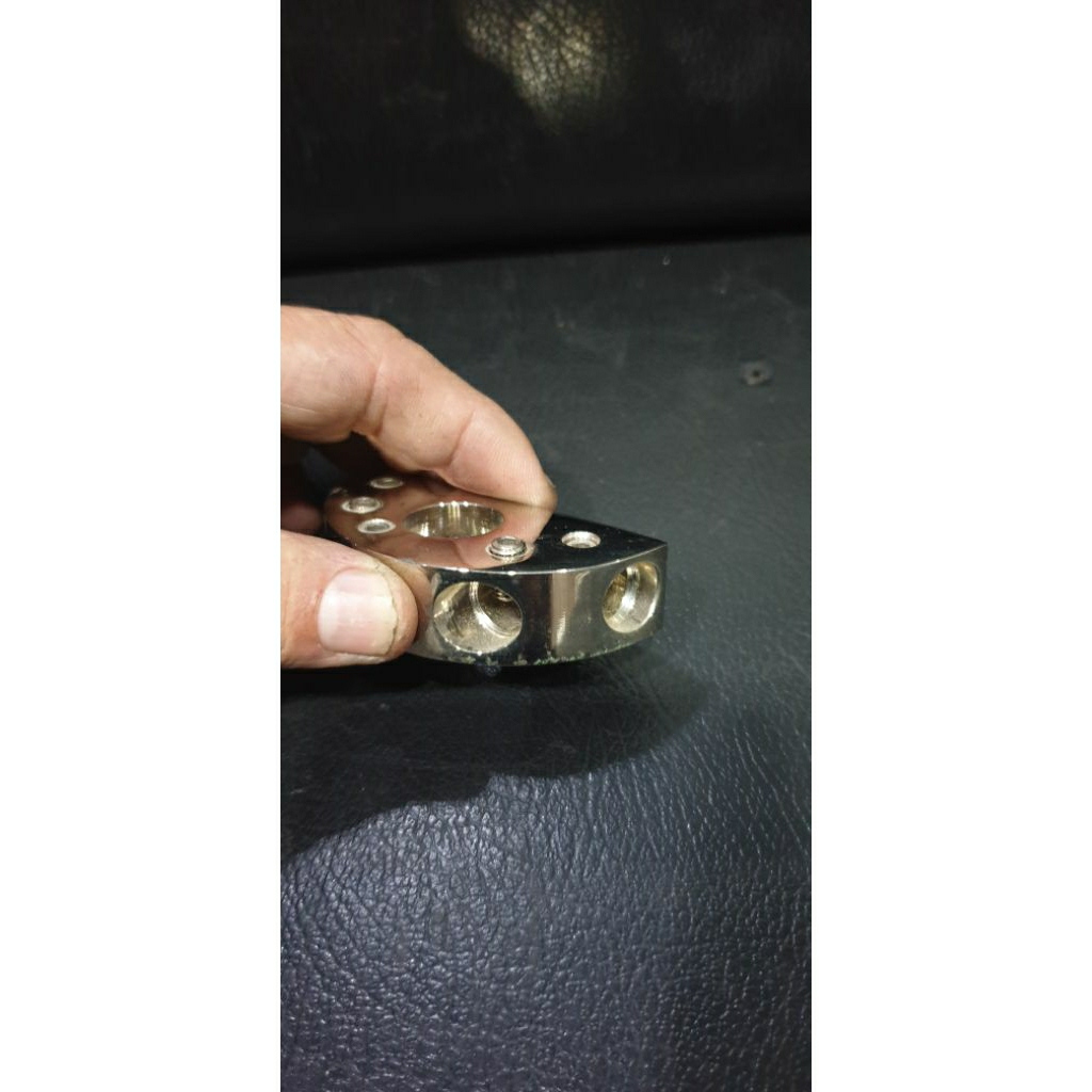 Ground Block Audio.Mobil 4 dan 8 awg bekas