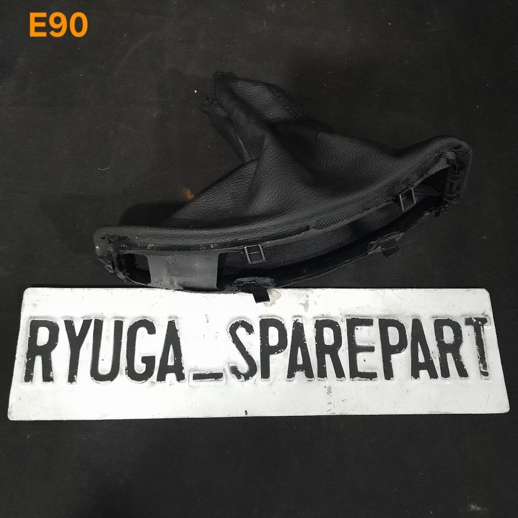 Cover Kulit HandeBrake hand brake Original BMW E90 Seri 3