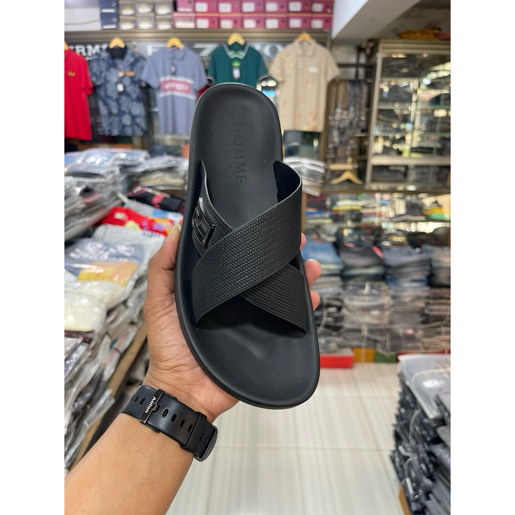 Homme Paris Sandal Pria Terbaru Tali Silang X - HOM681