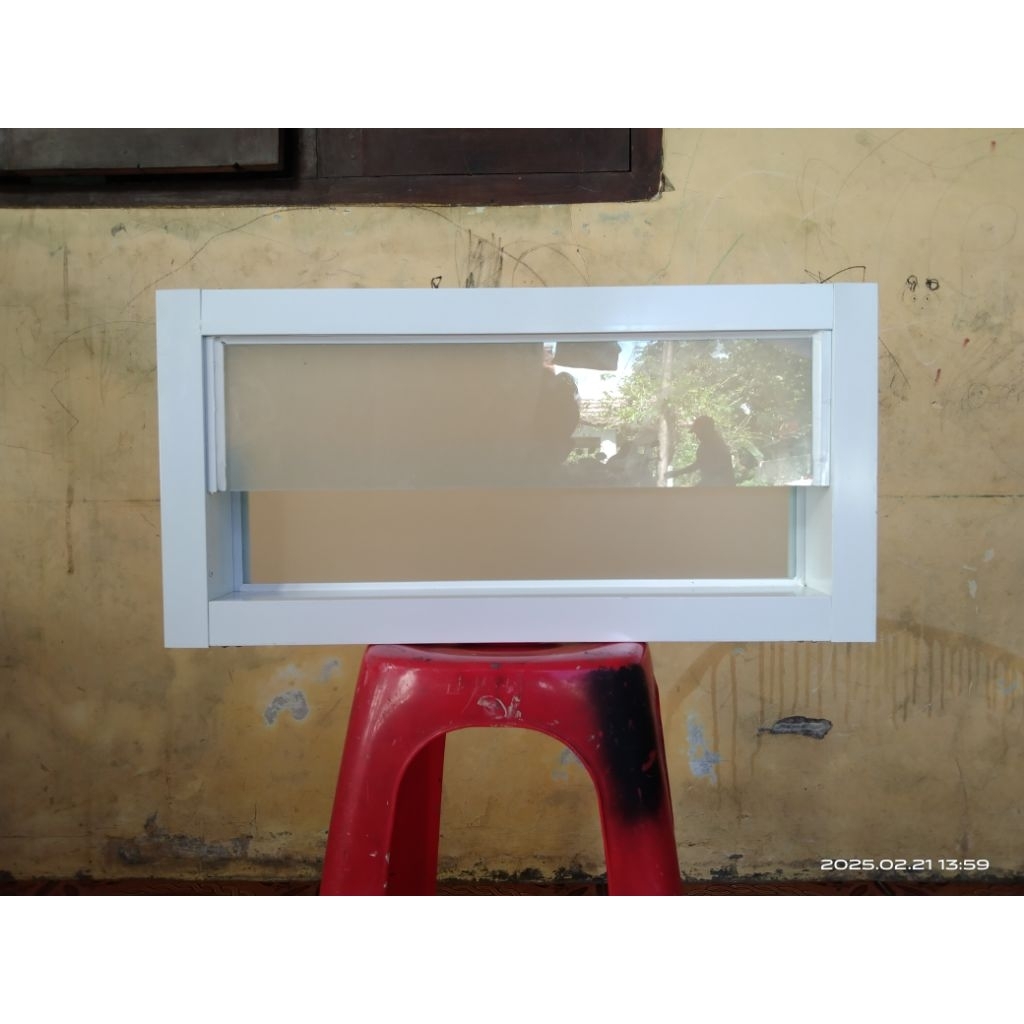 jendela boven aluminium kaca mati zig zag ukuran T30xL60