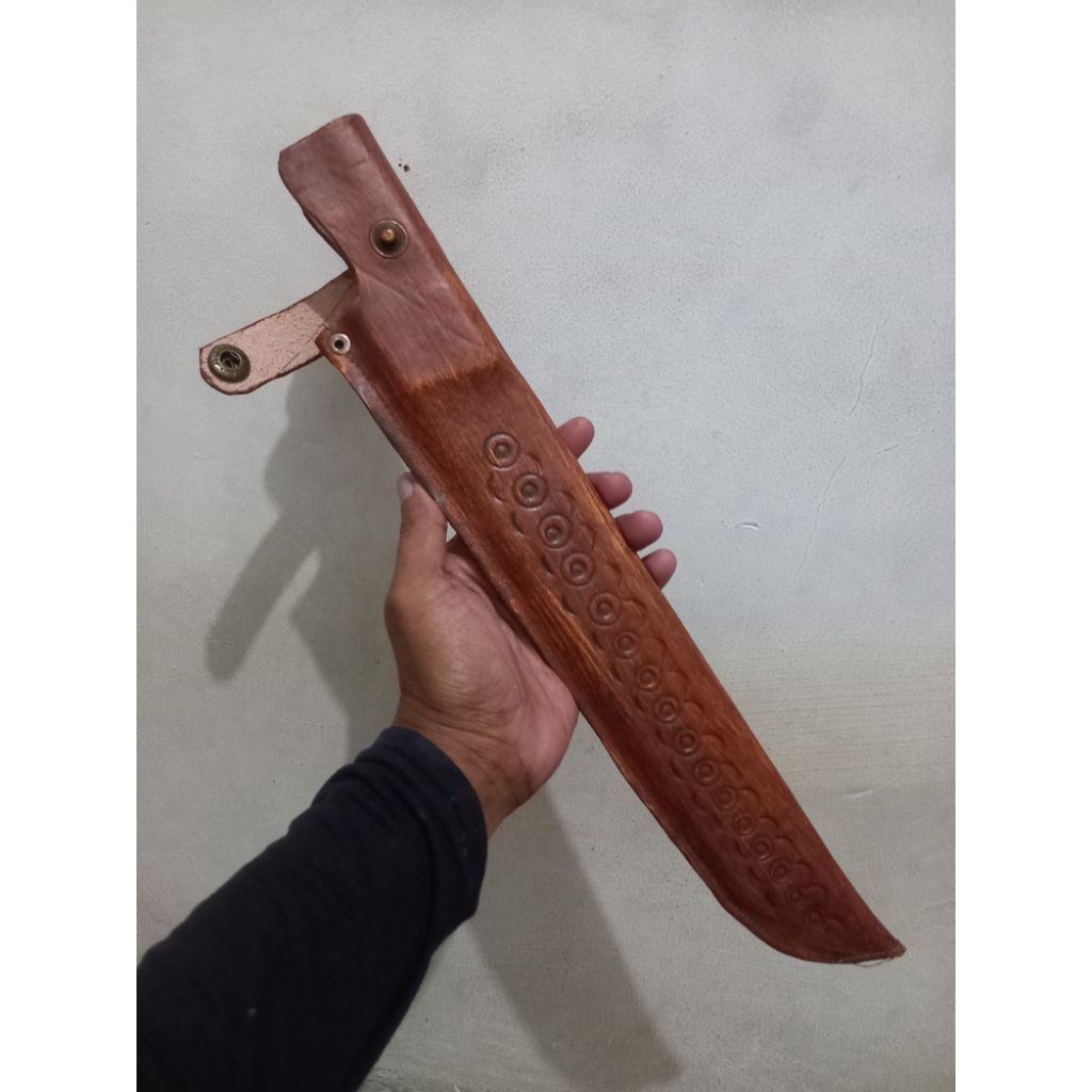 SARUNG PISAU  BILAH SERANGKA PISAU BAHAN KULIT ASLI