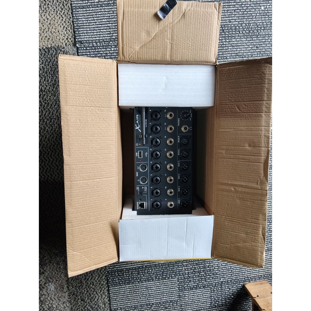 mixer digital behringer x air 16