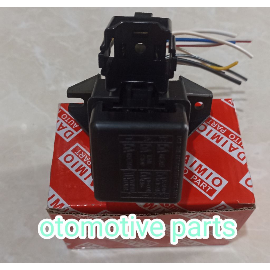 Fuse box / Box sekring Suzuki Carry Extra