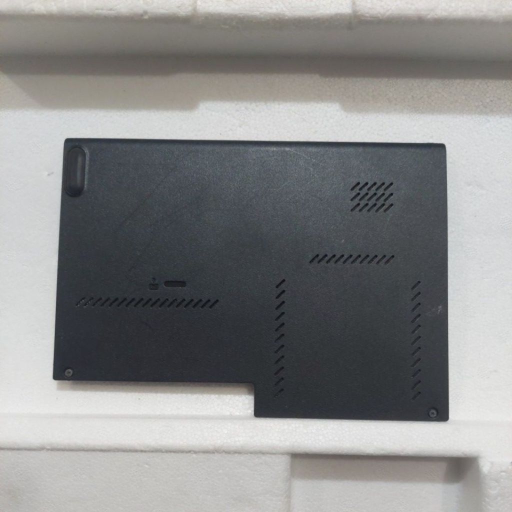 tutup bawah casing laptop lenovo thinkpad L470