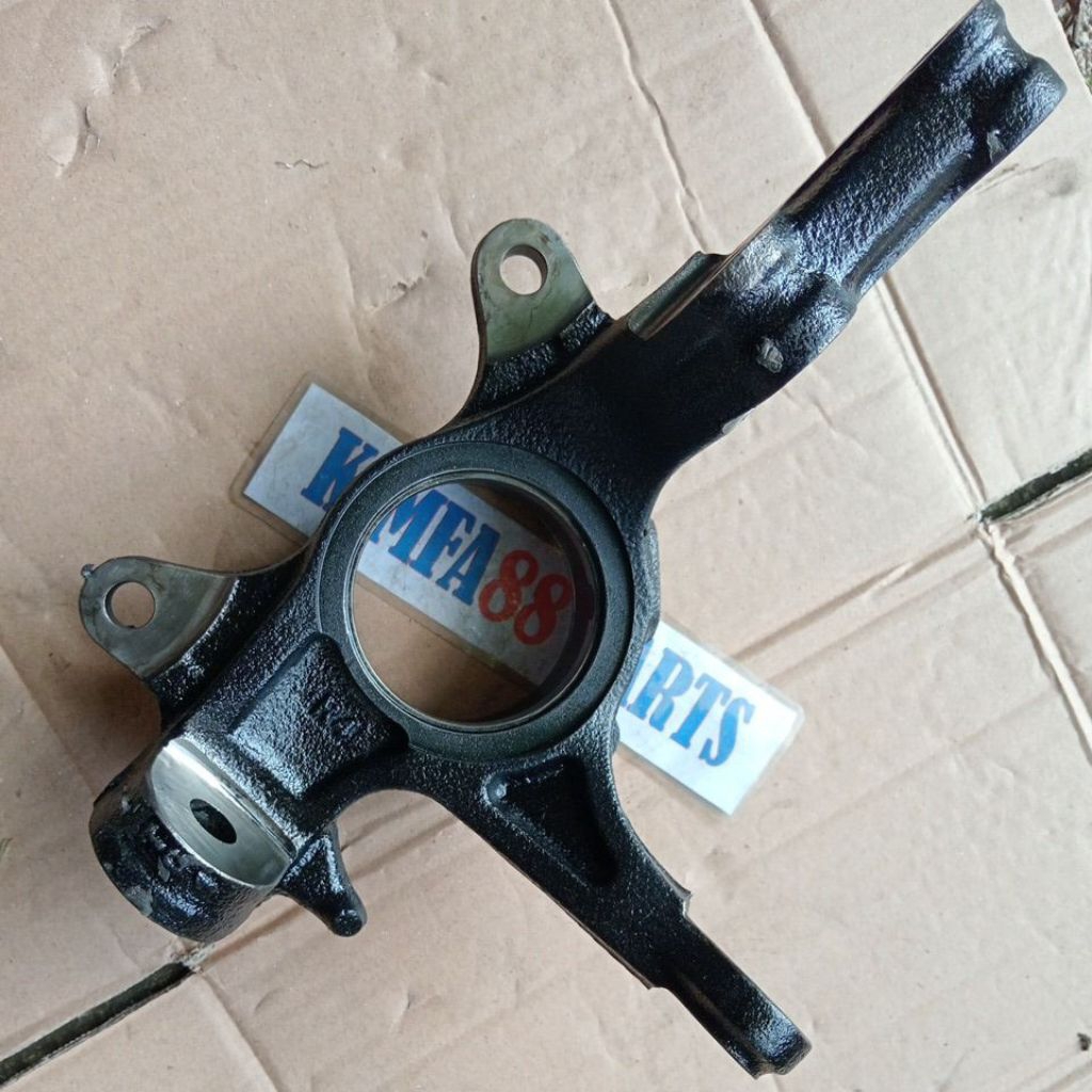 Knuckle Roda depan Sterling mobilio kanan abs