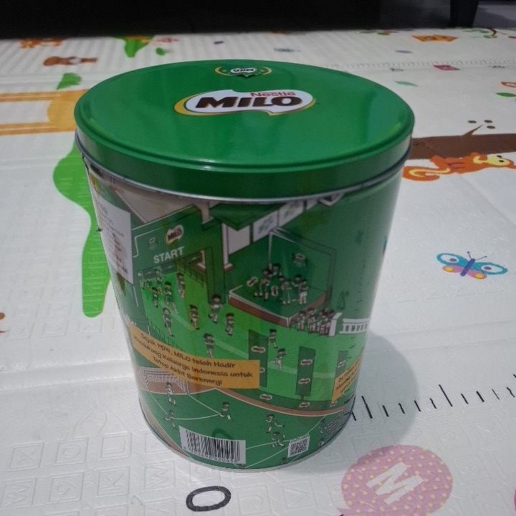 kaleng bekas