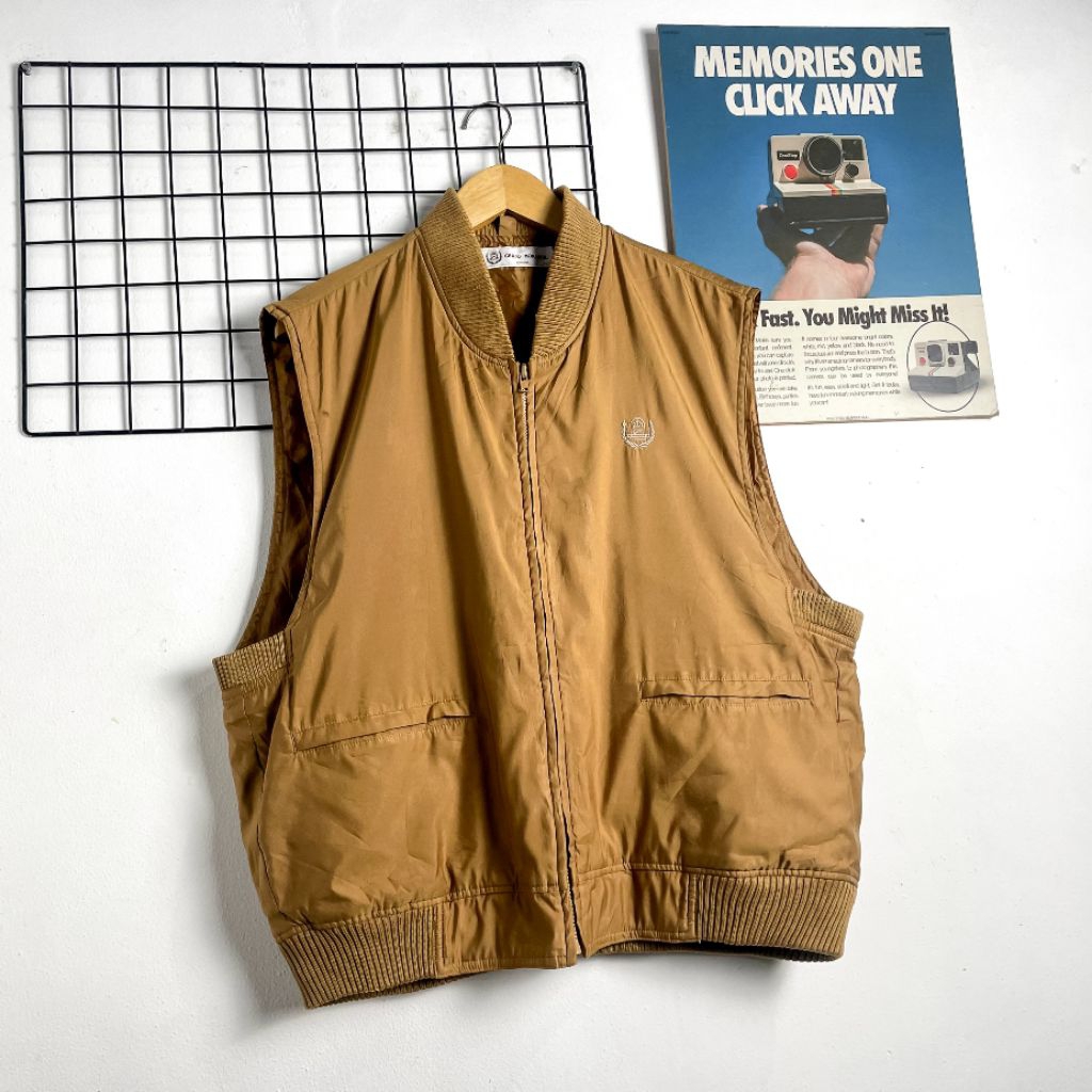 VEST MIZUNO SIZE (L) ORIGINAL, ROMPI MIZUNO, VEST RUNNING, VEST PRIA, VEST WANITA, ROMPI OLAHRAGA, V