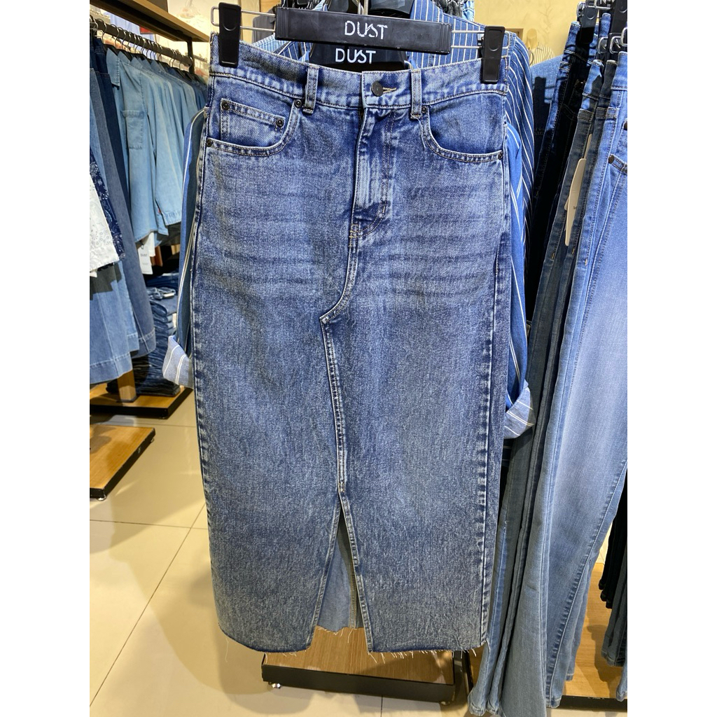 ROK JEANS DUST BRAND MATAHARI ORIGINAL