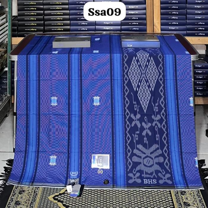 Sarung BHS Classic Gold Motif C45 SSA, BHS classic songket, Putih Hitam terbaru
