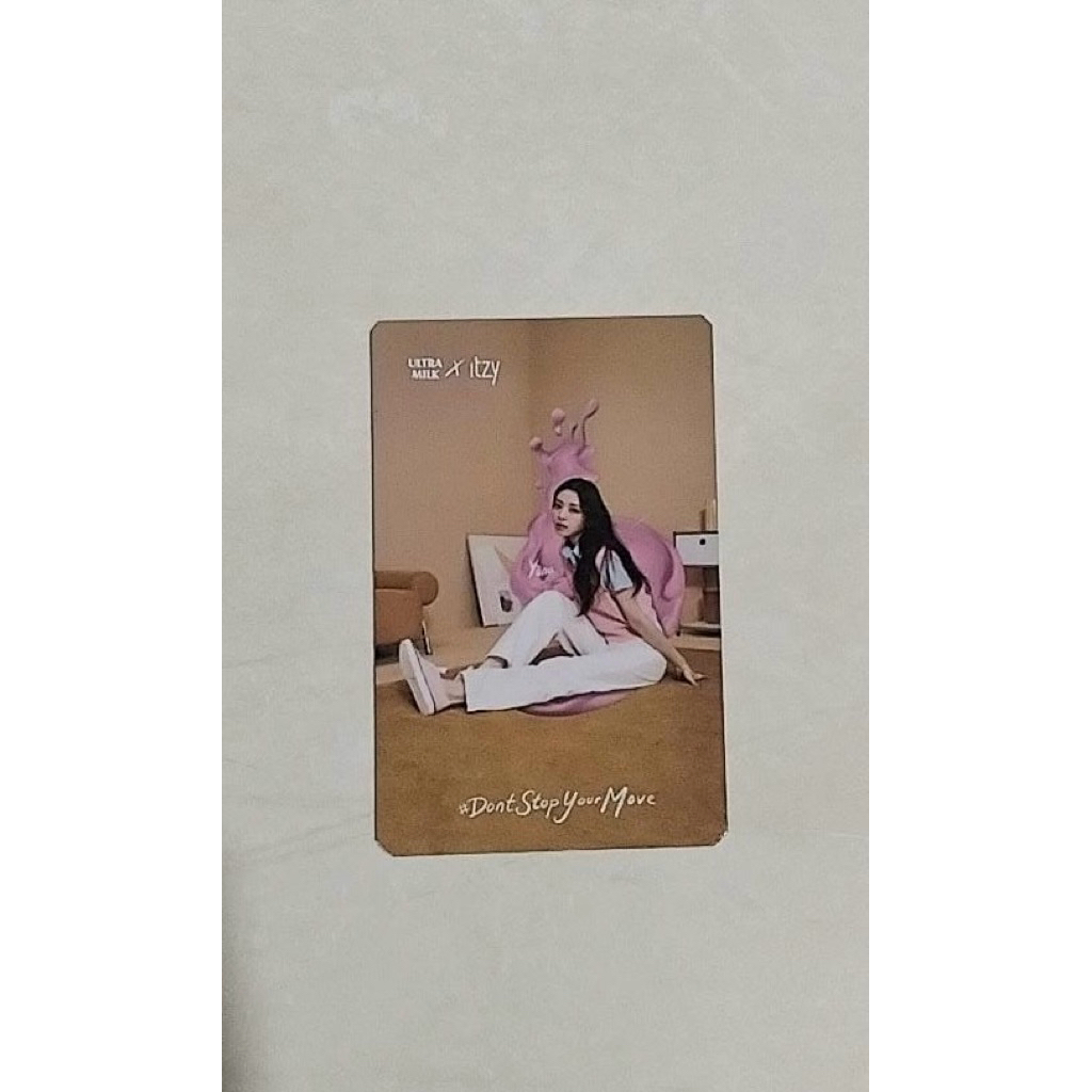 photocard ultramilk x itzy YUNA