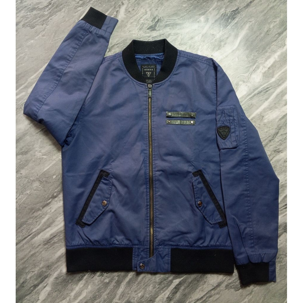 Jaket Guess outdoor bomber motoran hangout unisex biru branded