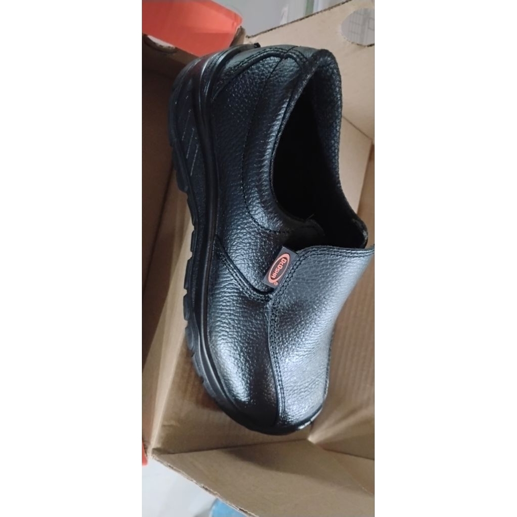 sepatu safety dr osha