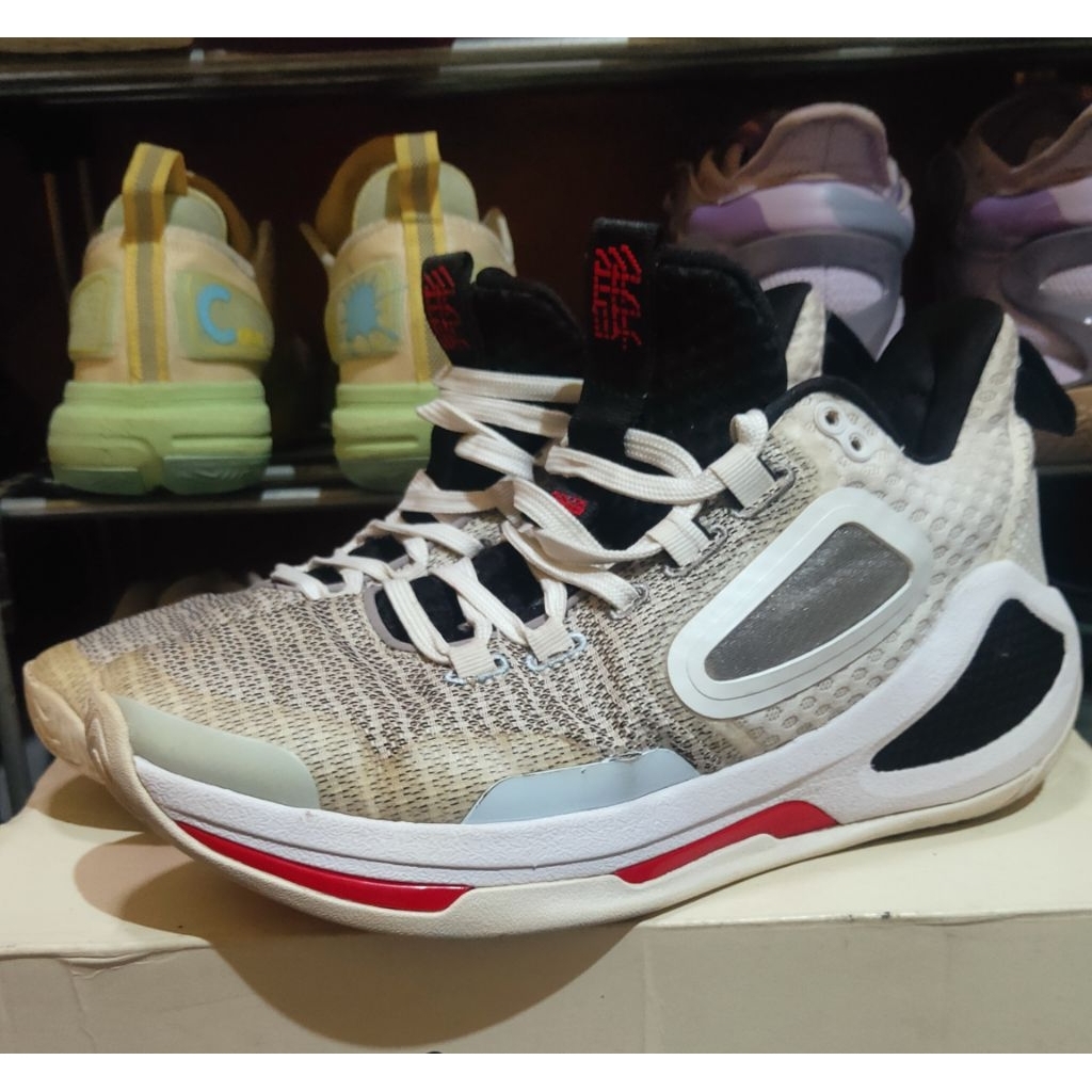 Sepatu Basket second lining anta rigorer